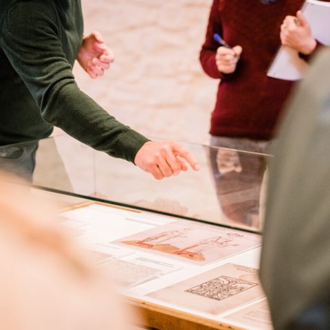 Visite guidée de l'exposition "Mitologia - Sur les chemins des légendes basques"