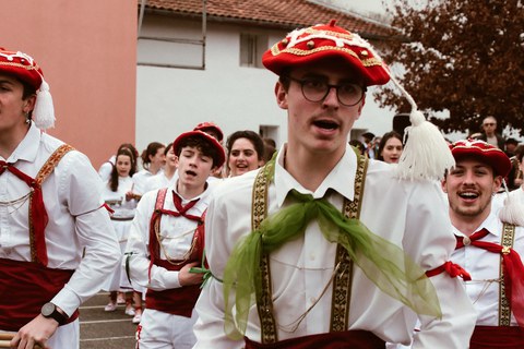 Les tournées du carnaval labourdin