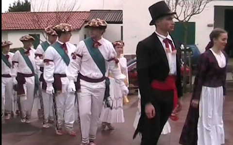 Ihauteri à Briscous - Danses à la sortie de la messe (2007)