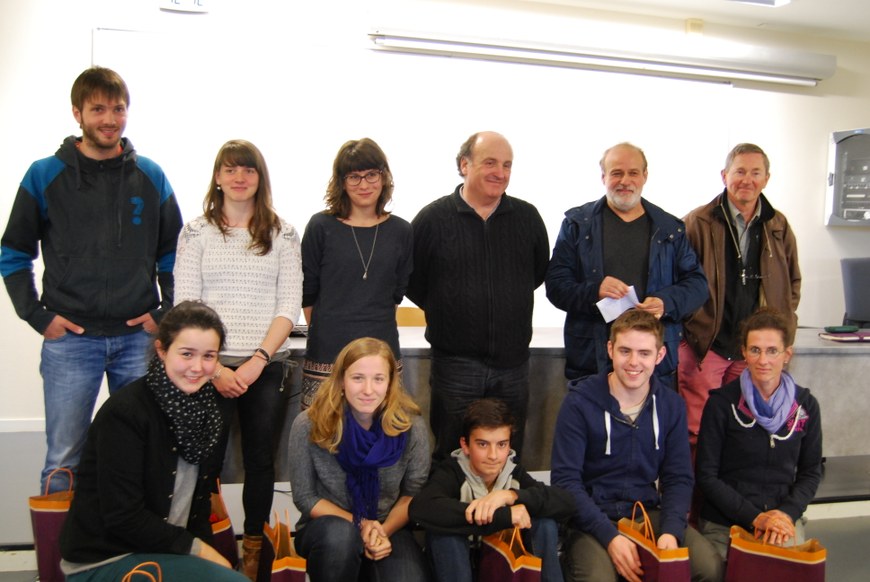 Les lauréats 2014 en compagnie des organisateurs (photo : Maite Deliart - ICB) Les lauréats 2014 en compagnie des organisateurs (photo : Maite Deliart - ICB)