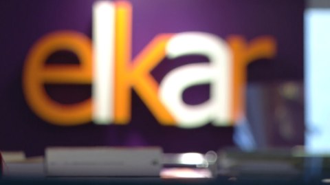 Elkar