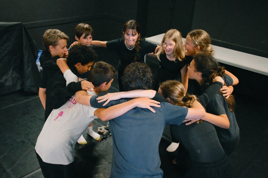 Atelier théâtre en langue basque animé par David Ondars ©Lorentxa Saragueta 