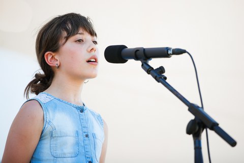 Un concours de chants pour artistes en herbe