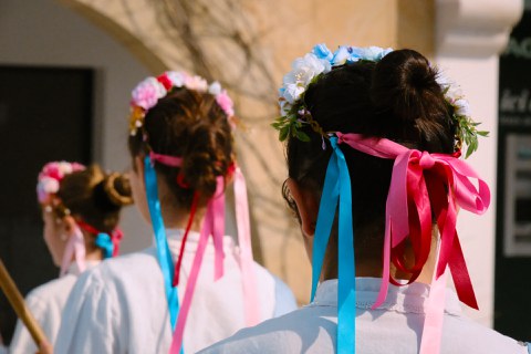 Place aux "kaskarot ttipi" du groupe de danse Leinua