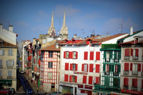 Les Prix "Eusko ikaskuntza - Ville de Bayonne" reconduits pour l'année 2013 Les Prix "Eusko ikaskuntza - Ville de Bayonne" reconduits pour l'année 2013