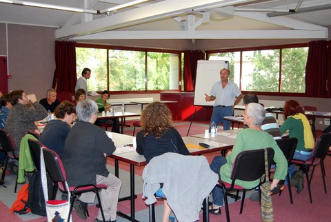 Un accompagnement collectif sur la communication des projets culturels et artistiques Un accompagnement collectif sur la communication des projets culturels et artistiques