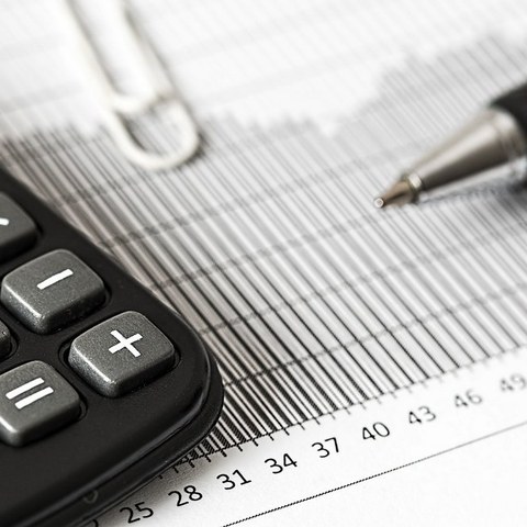 Le financement des associations : entre ressources publiques et privées