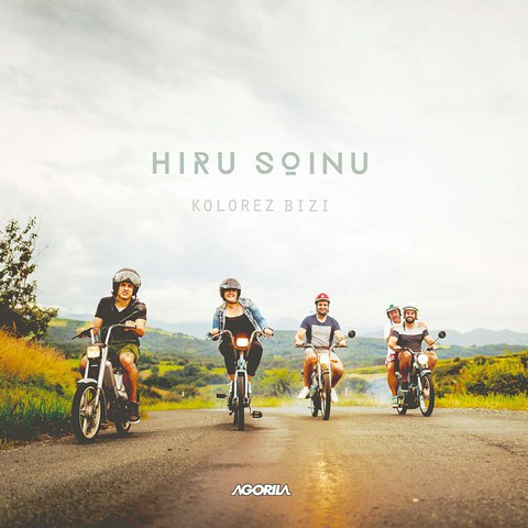 Le groupe Hiru Soinu à la Luna Negra Le groupe Hiru Soinu à la Luna Negra