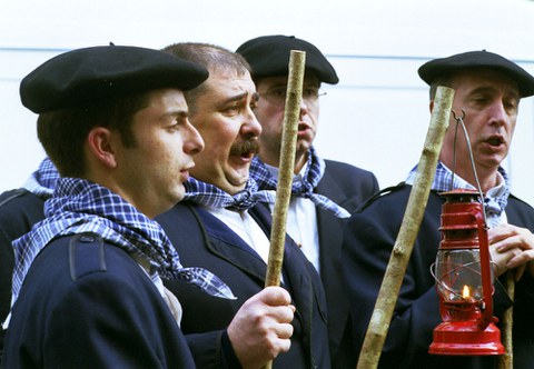 Des partitions de chants basques à foison Des partitions de chants basques à foison