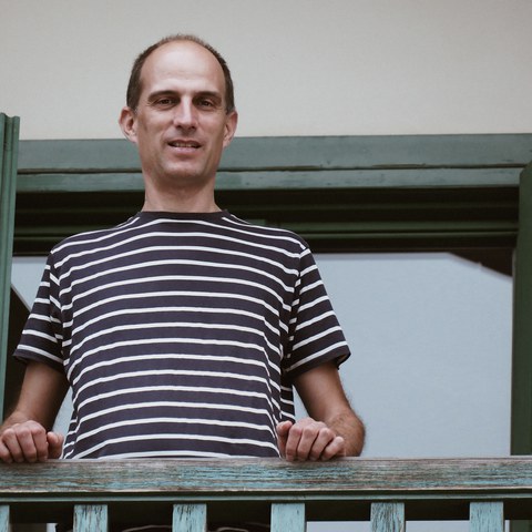 Eneko Bidegain lauréat de la bourse d’écriture "EKE-Elkar literatura beka" 2025
