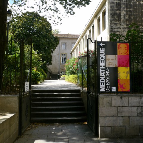 Médiathèque de Bayonne