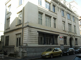 Bâtiment rue Jacques Lafitte Bâtiment rue Jacques Lafitte