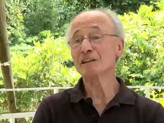 Premiers pas de danse appris avec sa grand-mère