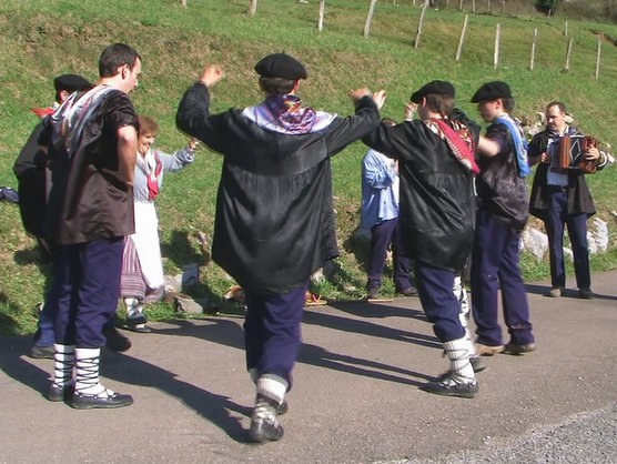 “Oilasko biltzea” à Amasa (Gipuzkoa)