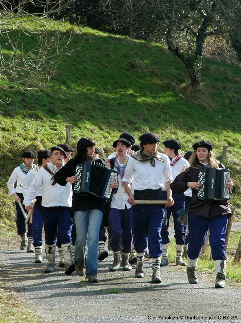 La danse comme institution de la jeunesse  