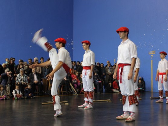"Aite San Miguel Iurretako"