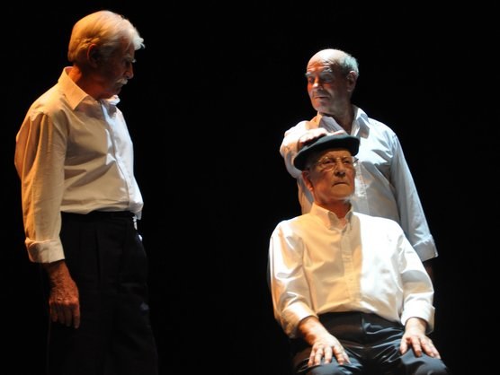 Spectacle "Oroitzen naiz, Je me souviens" (2011)